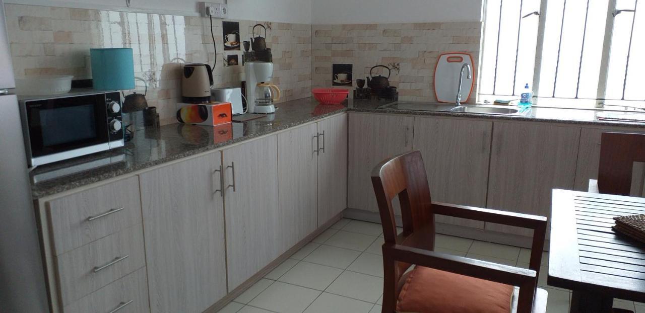 Corinne Villa A 300M From The Beach Гранд Байе Екстериор снимка